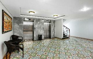 Hotel Puri Saron Baruna Beach Cottages