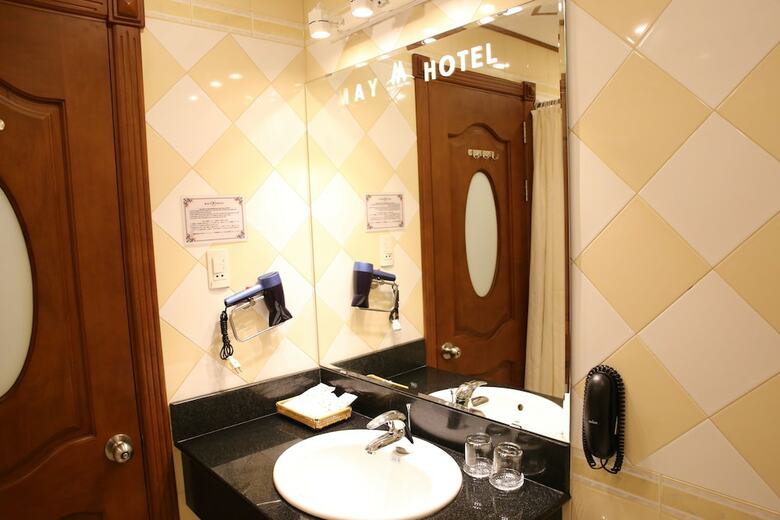 May Hotel