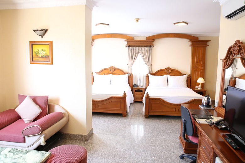 May Hotel