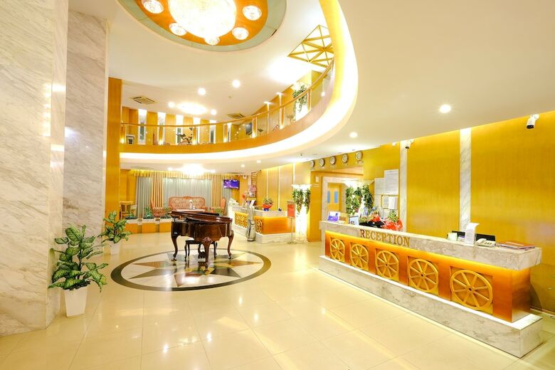 May Hotel