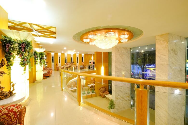 May Hotel