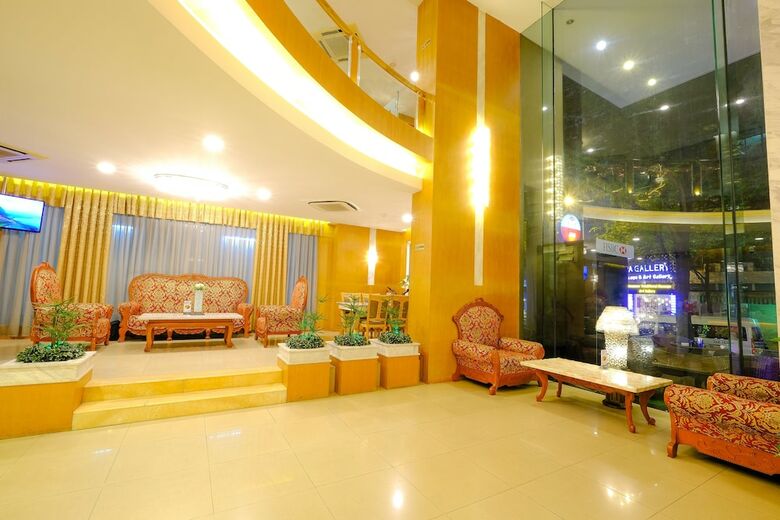 May Hotel