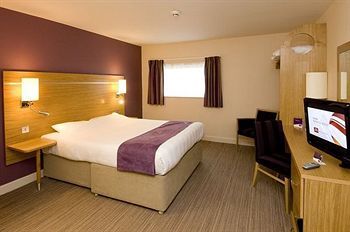 Hotel Manchester Airport Runger Lane South Premier Inn