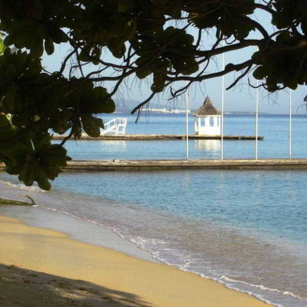 Hotel Crystal Ripple Beach Lodge