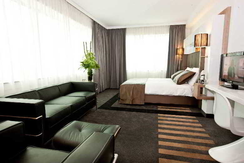 Wtc Hotel Leeuwarden(.)