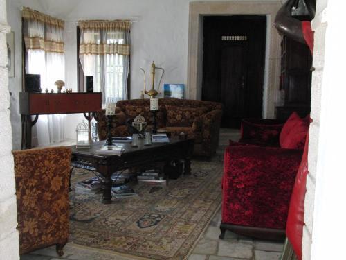 Mistico Mediterraneo: Luxiourious Villa For 10