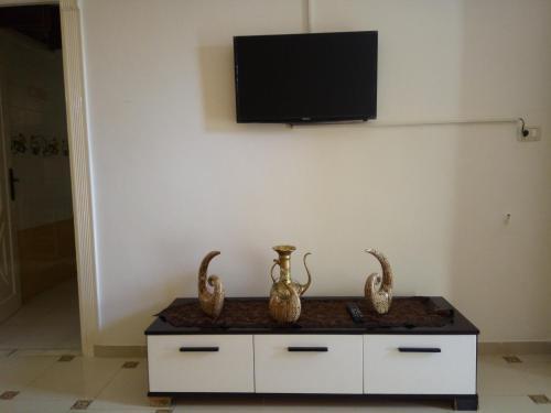 Hostal Appartements Faten Jegham