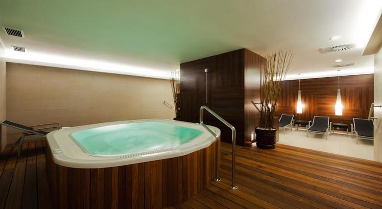 Hotel Doubletree By Hilton