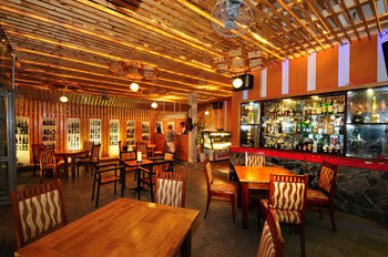 Romance Hotel Hue