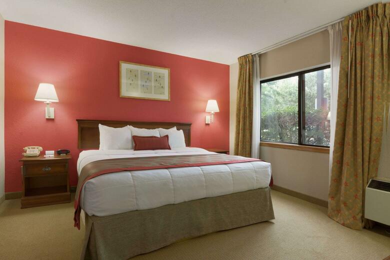 Hotel Ramada Blue Ridge