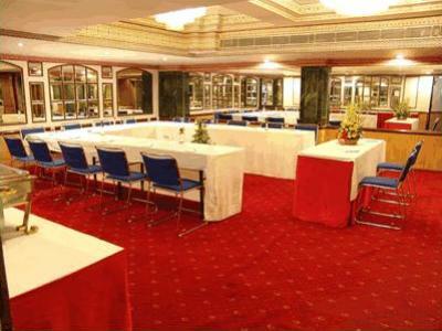 Grand Sartaj Hotel