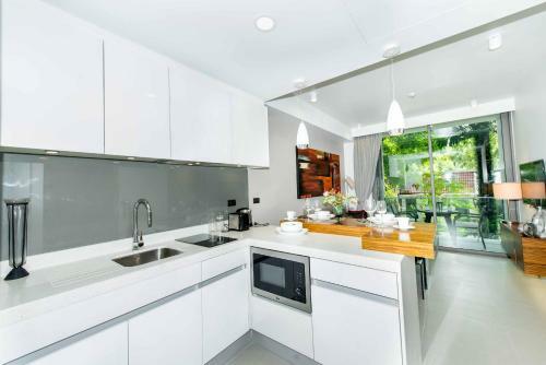 Apartment Ocean Stone By Rus-thai Property