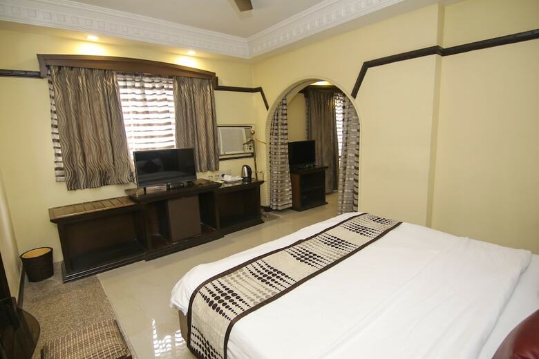 Hotel Lytton