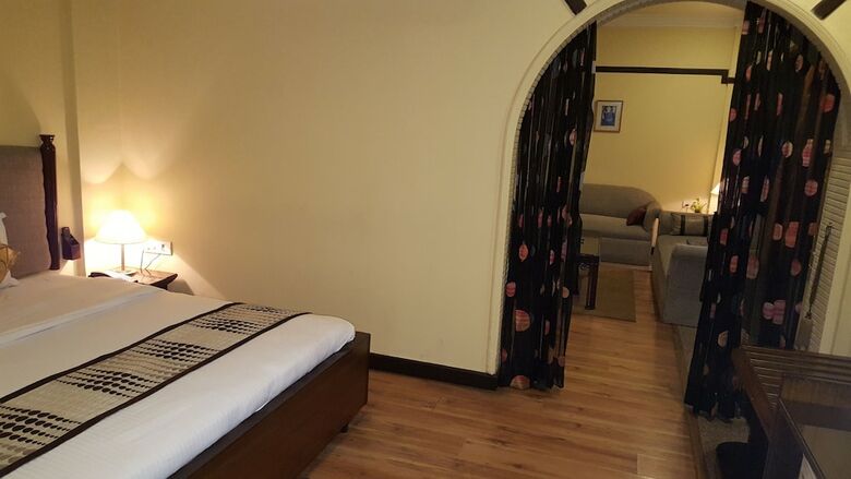 Hotel Lytton