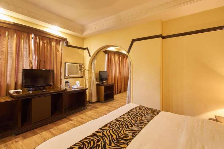 Hotel Lytton