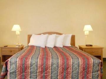 Hotel Rodeway Inn And Suites Downtown