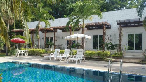 Hotel Sabaya Jungle Resort