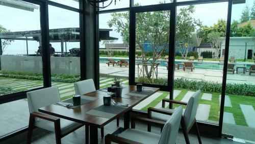 Hotel Coral Tree Villa Huahin