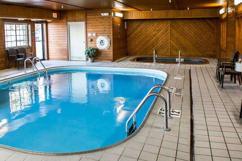 Comfort Inn North Joliet Hotel