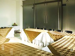 Hotel Luxor Plaza