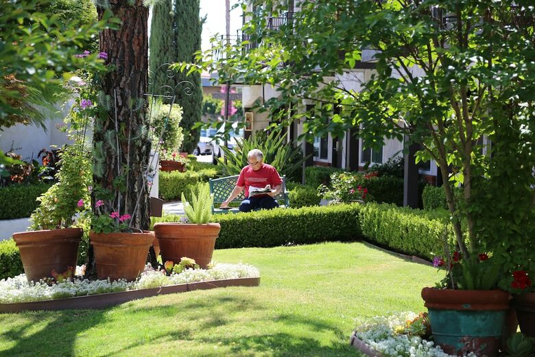 Hotel Laguna Hills Lodge
