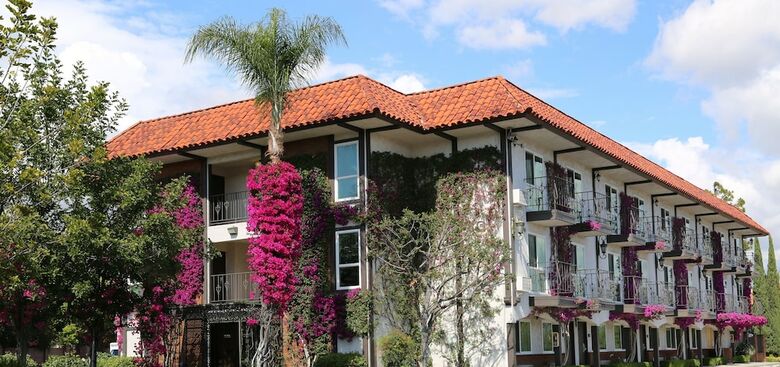 Hotel Laguna Hills Lodge