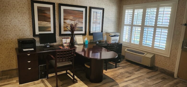 Hotel Laguna Hills Lodge
