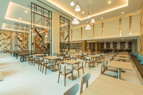 Hotel Paragon Grand Resort