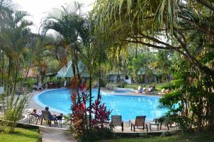 Hotel Villas Rio Mar