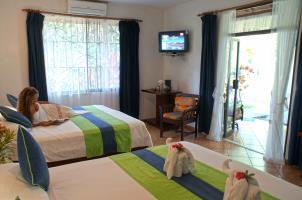 Hotel Villas Rio Mar