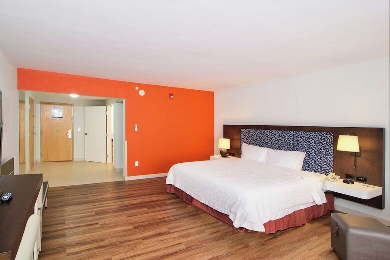 Hotel Hampton Inn & Suites By Hilton