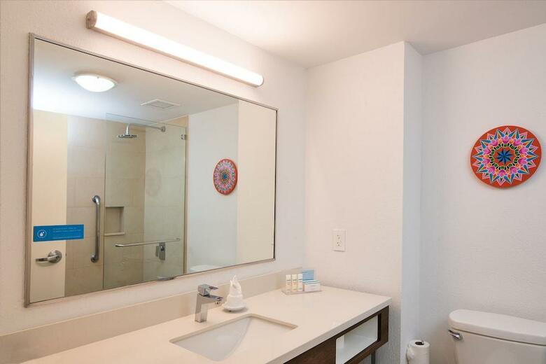 Hotel Hampton Inn & Suites By Hilton