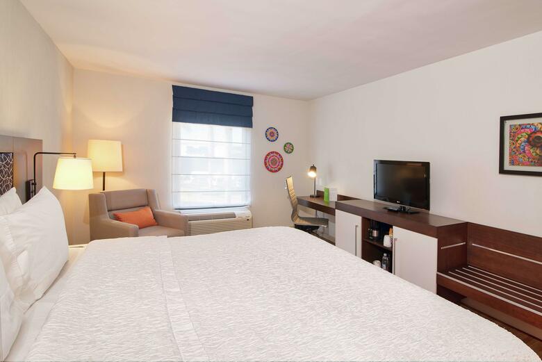 Hotel Hampton Inn & Suites By Hilton