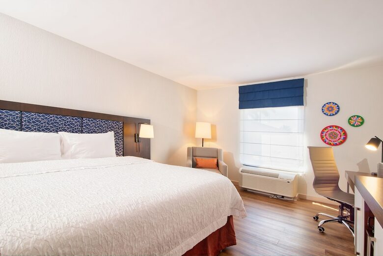 Hotel Hampton Inn & Suites By Hilton