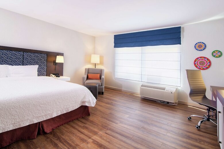Hotel Hampton Inn & Suites By Hilton