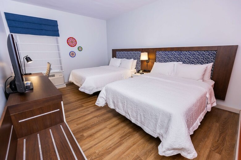 Hotel Hampton Inn & Suites By Hilton