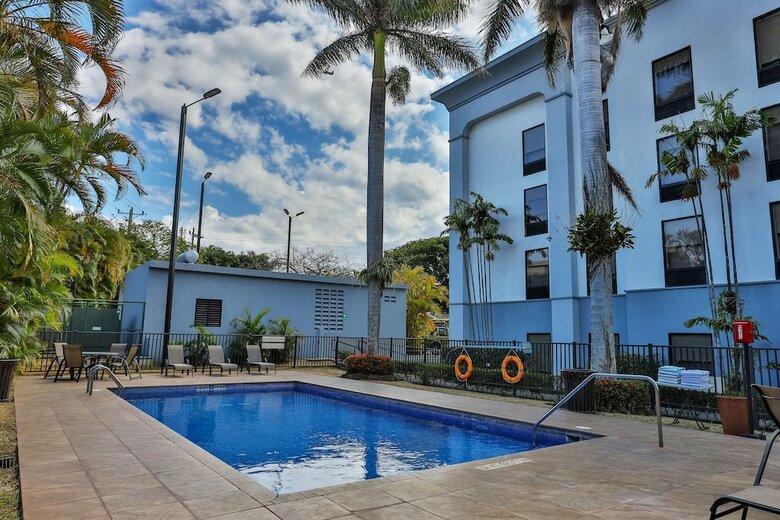 Hotel Hampton Inn & Suites By Hilton