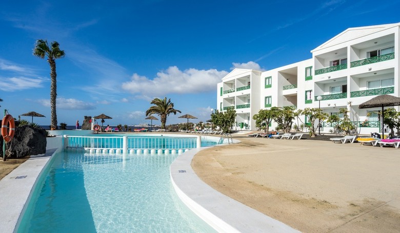 Hotel Blue Sea Costa Teguise Beach