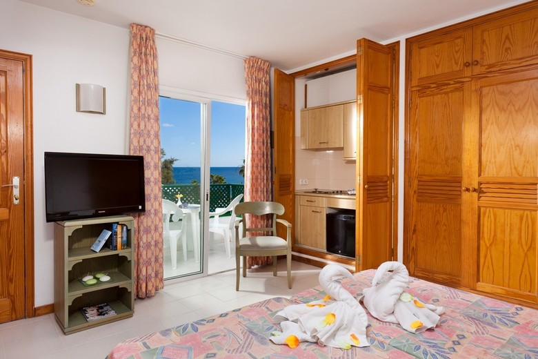 Hotel Blue Sea Costa Teguise Beach