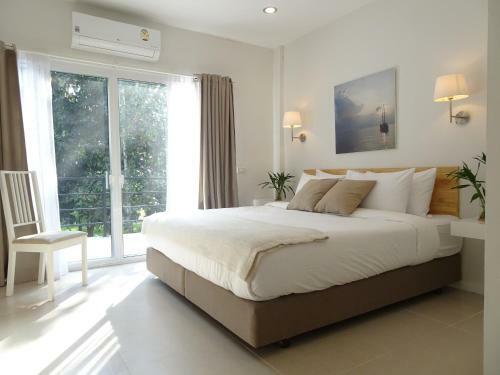 Hotel Isara Khao Lak