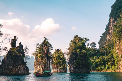 Hotel Khao Sok Riverfront Resort