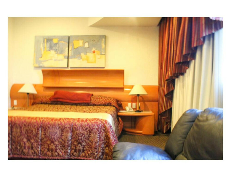 Hotel Mandarin Carton
