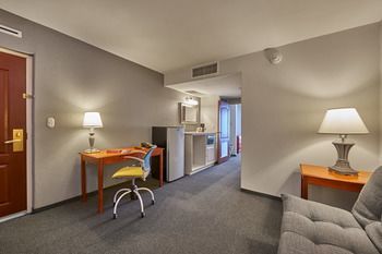 Hotel Courtyard By Marriott San Luis Potosi