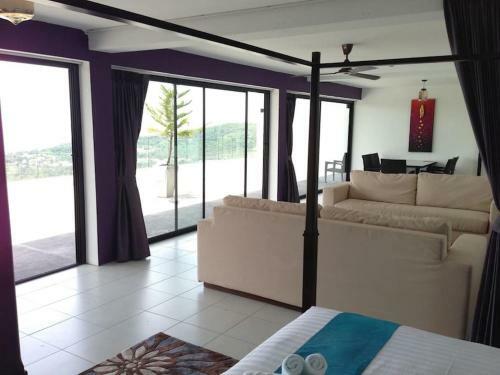 6 Bedroom Sea Blue View Villa - 5 Star With Staff