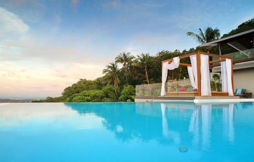 6 Bedroom Sea Blue View Villa - 5 Star With Staff
