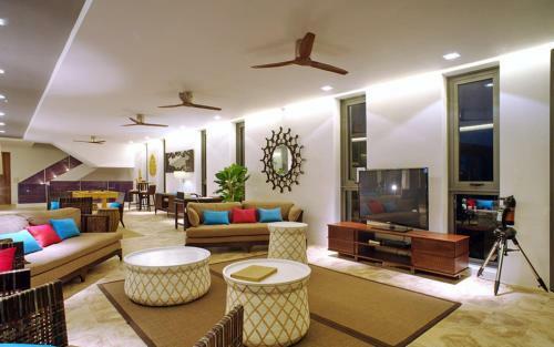 6 Bedroom Sea Blue View Villa - 5 Star With Staff