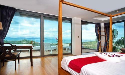 6 Bedroom Sea Blue View Villa - 5 Star With Staff