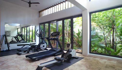 6 Bedroom Sea Blue View Villa - 5 Star With Staff