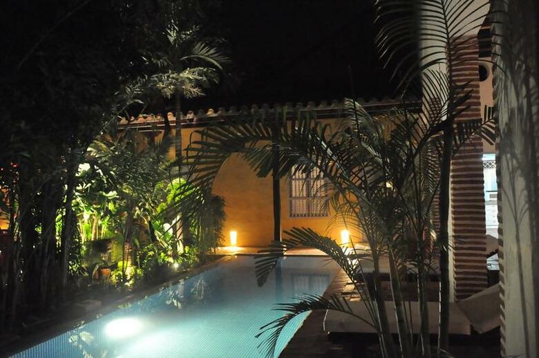 Hotel El Candil De Los Santos