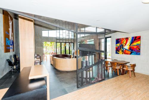 Apartamento Design Studio On Naiharn By Rus Thai Property
